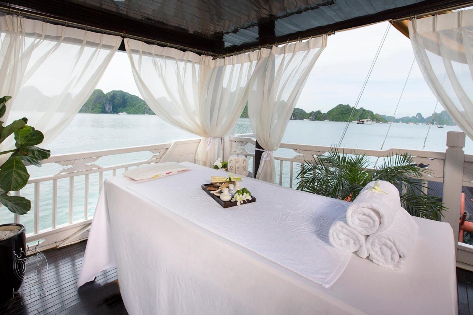 Hera Grand Luxury Cruise Hạ Long Ngoại thất bức ảnh